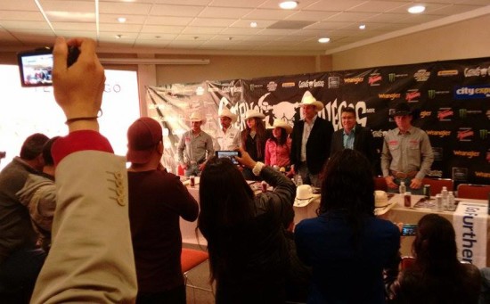 LA CATEDRAL DEL RODEO EN MÉXICO, LA PLAZA DE TOROS SANTA MARÍA, VIBRARÁ CON LA CELEBRACIÓN  DEL XV ANIVERSARIO DE CUERNOS CHUECOS