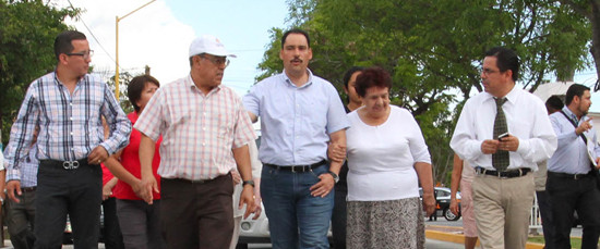 Continúa Gobierno Municipal con obras de pavimentación en beneficio de los habitantes de la zona sur de la ciudad