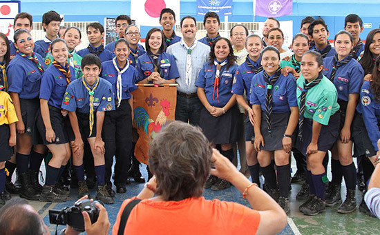 Abanderó alcalde de la capital a scouts que viajarán a Japón