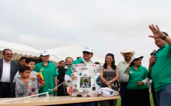 Aguascalientes lanza al espacio el satélite UTNA1
