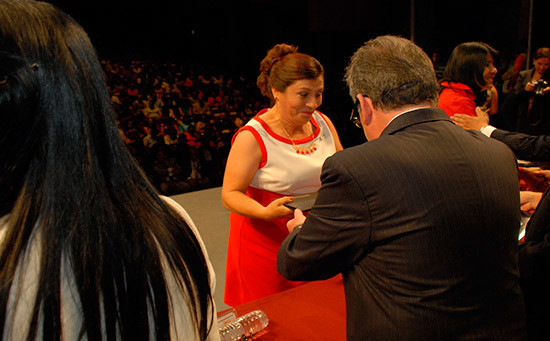 Docentes aguascalentenses distinguen al magisterio mexicano: CLT