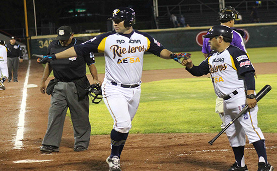 Gana Rieleros, Lorenzo Barceló lanzo 7 entradas con 7 hits, 4 ponches y una carrera