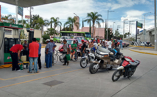 De poco a poco se regulariza el abasto de combustible en Aguascalientes