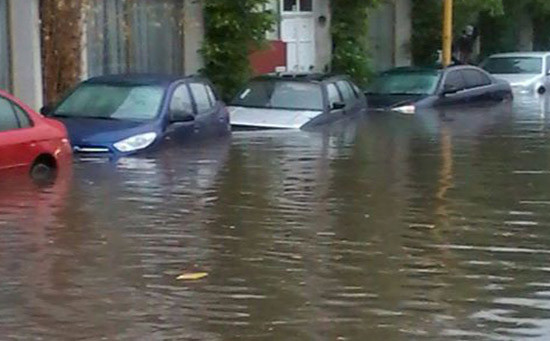 En alerta corporaciones de emergencia del gobierno municipal por fuertes lluvias