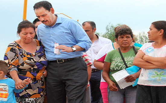 Soluciona gobierno municipal brote de aguas negras en vistas de oriente