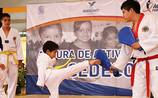 Inician cursos e inscripciones en centros de desarrollo comunitario del DIF municipal de Aguascalientes