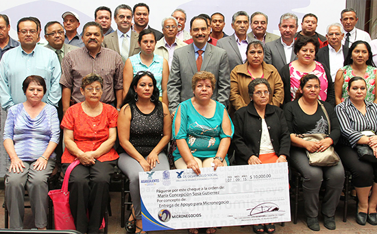 Refrenda gobierno municipal el impulso a microempresarios locales