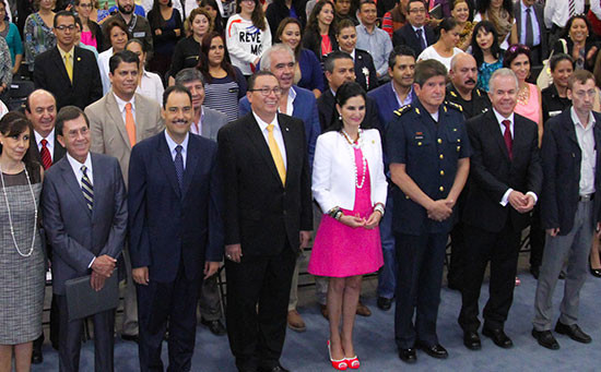 Asiste alcalde del municipio de Aguascalientes a la ceremonia del VI Congreso Internacional de Prevención del Suicidio 2015