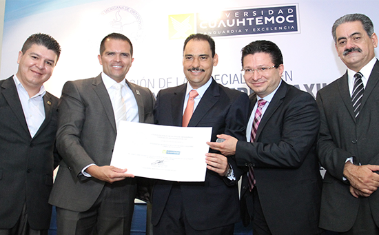 El alcalde Juan Antonio Martín del Campo asistió a la ceremonia de Afiliación a la Asociación Mexicana de Ortodoncia