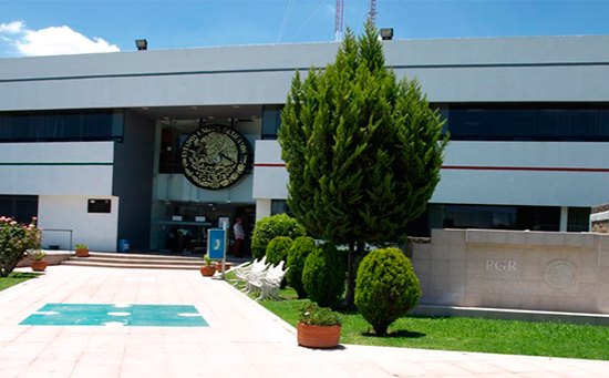 Consigna PGR cinco personas por delincuencia organizada y a una más por comercio de mentanfetamina