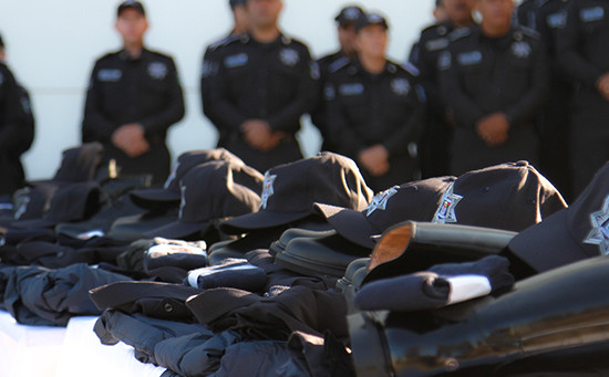 ENCABEZA EL ALCALDE DE AGUASCALIENTES ENTREGA DE EQUIPO AL PERSONAL OPERATIVO DE LA SECRETARÍA DE SEGURIDAD PÚBLICA