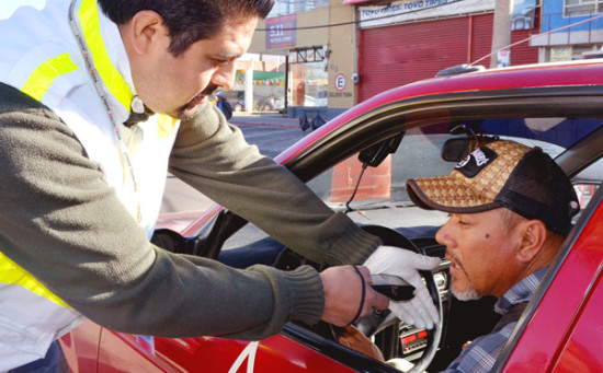 Pocos choferes de transporte público alcoholizados