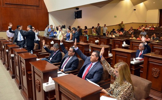 Diputados locales se autoregalan bono de 50 mil pesos