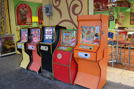 Operativo de la PGR para asegurar máquinas tragamonedas