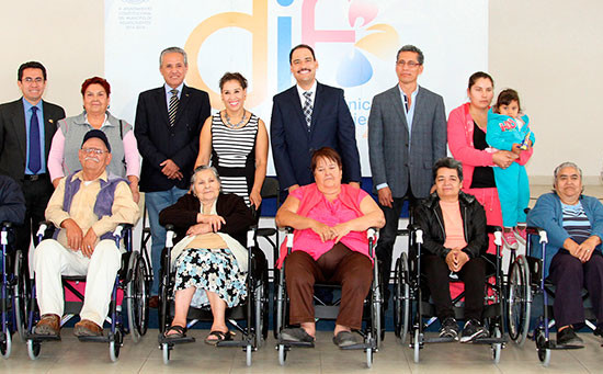 Conjuntan esfuerzos gobierno municipal y empresarios locales a favor de personas con discapacidad