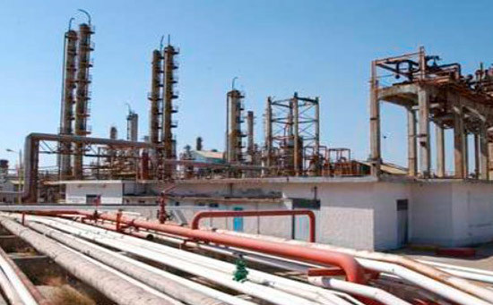 Fuga en refinería de Pemex deja ocho lesionados